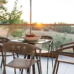 Appartement Sani *